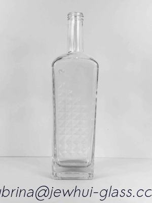Купить 750 ml Clear Glass Long Neck Rectangular Michigan Liquor Bottle 21.5 mm Bar Top Neck Finish online manufacture